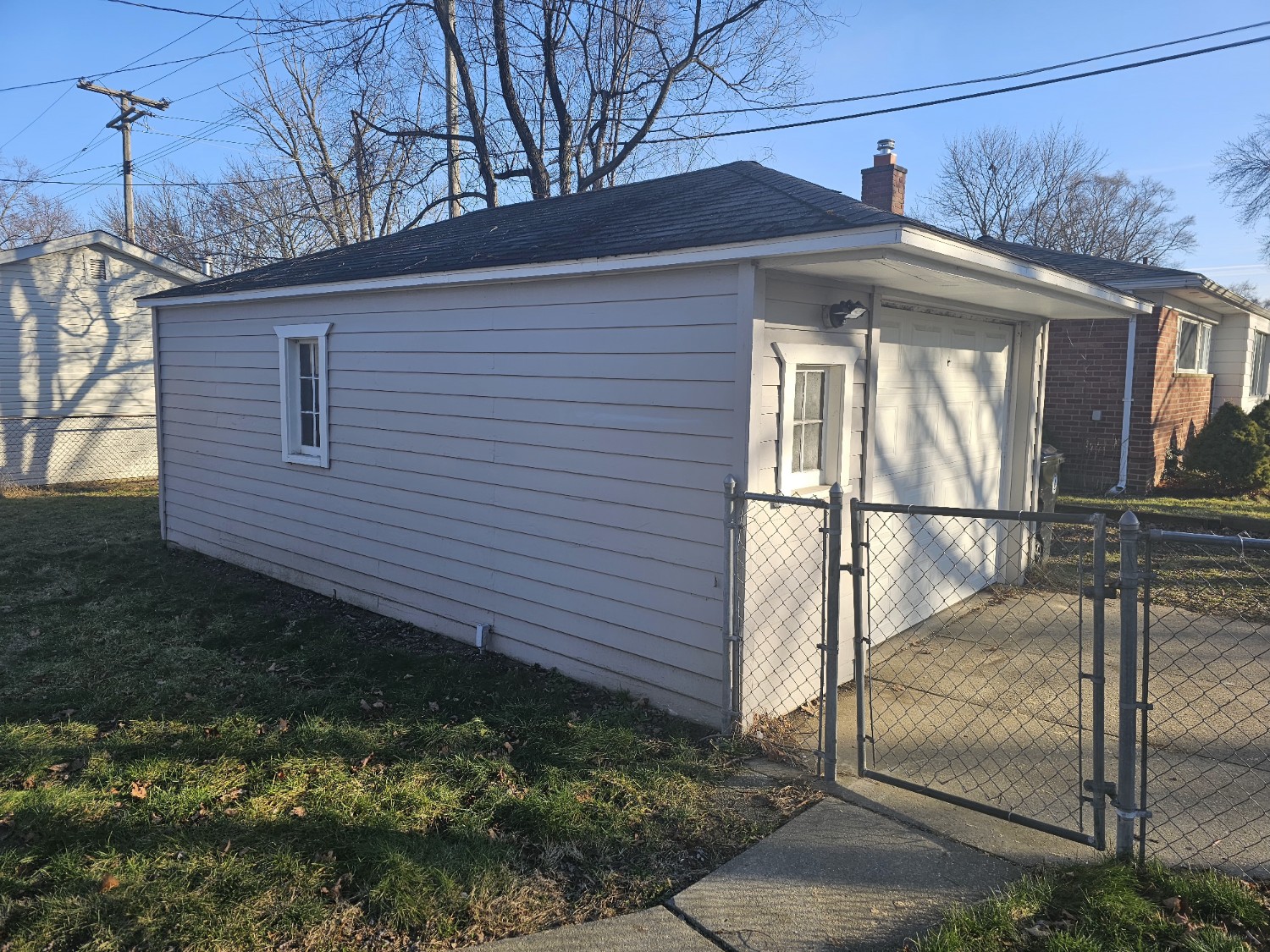 Property thumbnail image